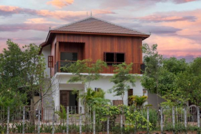 Beyond Angkor Homestay - Private Floor 2-Bedroom & Living Room